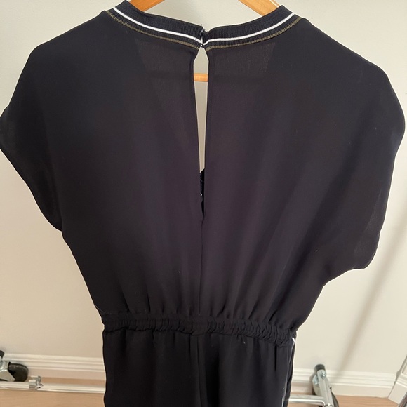 Zara Jumpsuit with pockets and drawstring waist. Side stripe/v-neck detailing. - Picture 4 of 5